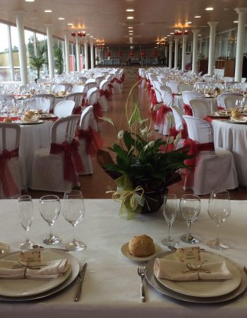 FIESTAS FIN DE AÑO EVENTOS TARDEOS RESTAURANTES CASTELLAR DEL VALLES BINOMIO ECUESTRE