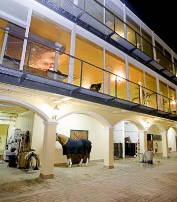 FIESTAS FIN DE AÑO EVENTOS TARDEOS RESTAURANTES CASTELLAR DEL VALLES BINOMIO ECUESTRE